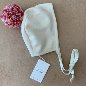 NWT Briar Baby Cupcake Pom Bonnet 6-12 months